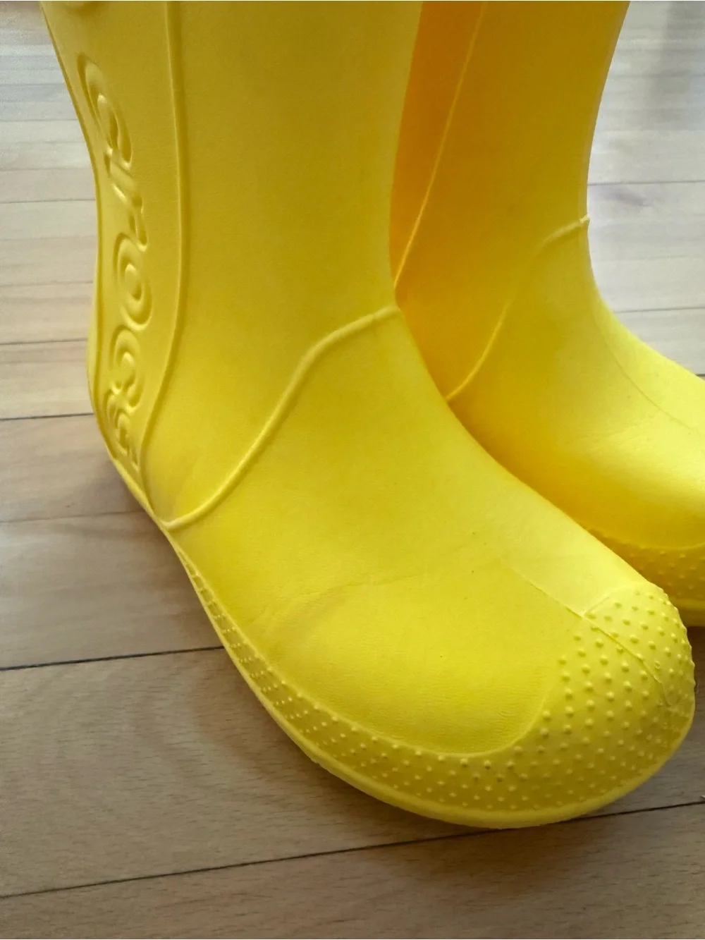 Little Kids Crocs Yellow Waterproof Rain Boots size 13